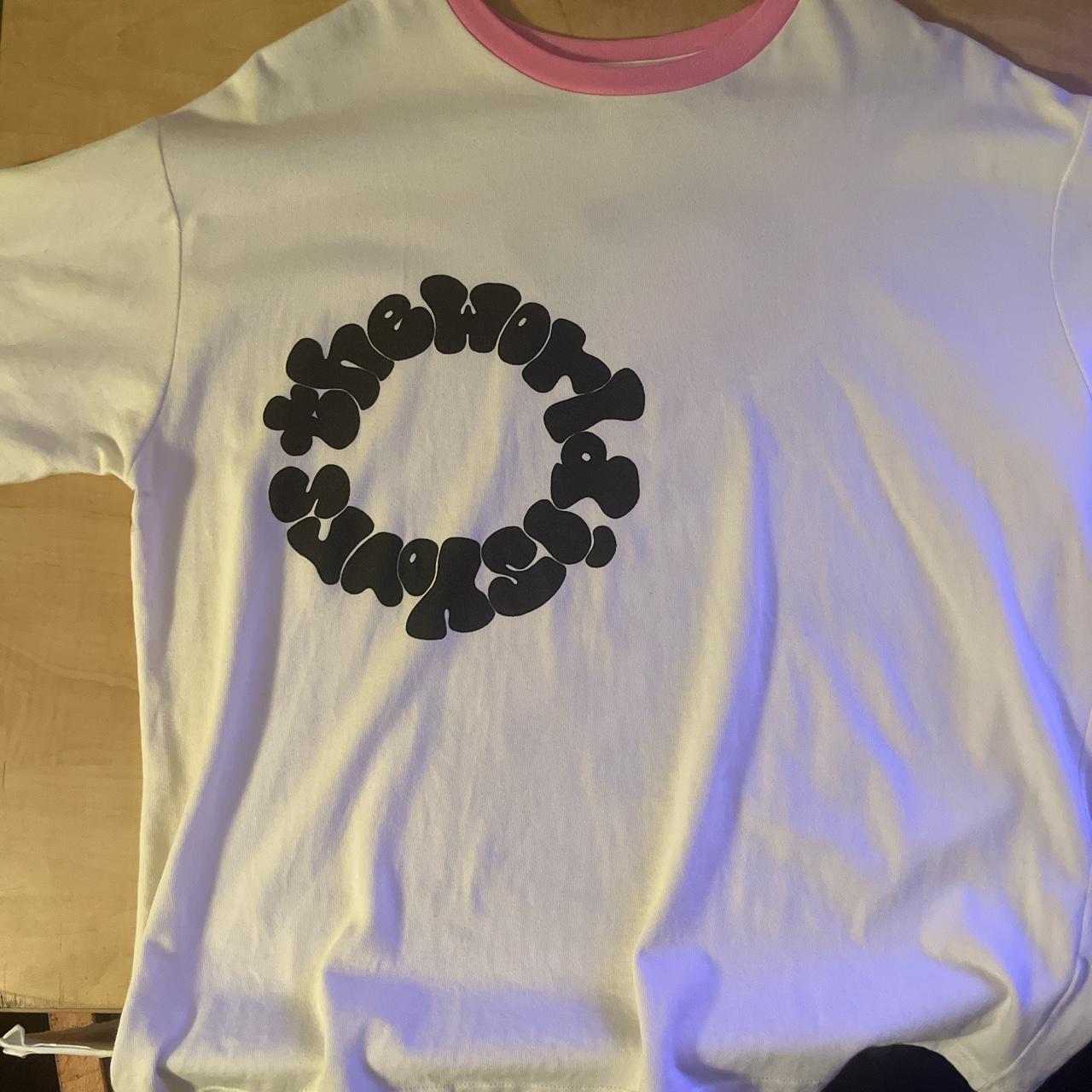 Vivienne Westwood Men's White and Pink T-shirt (3)
