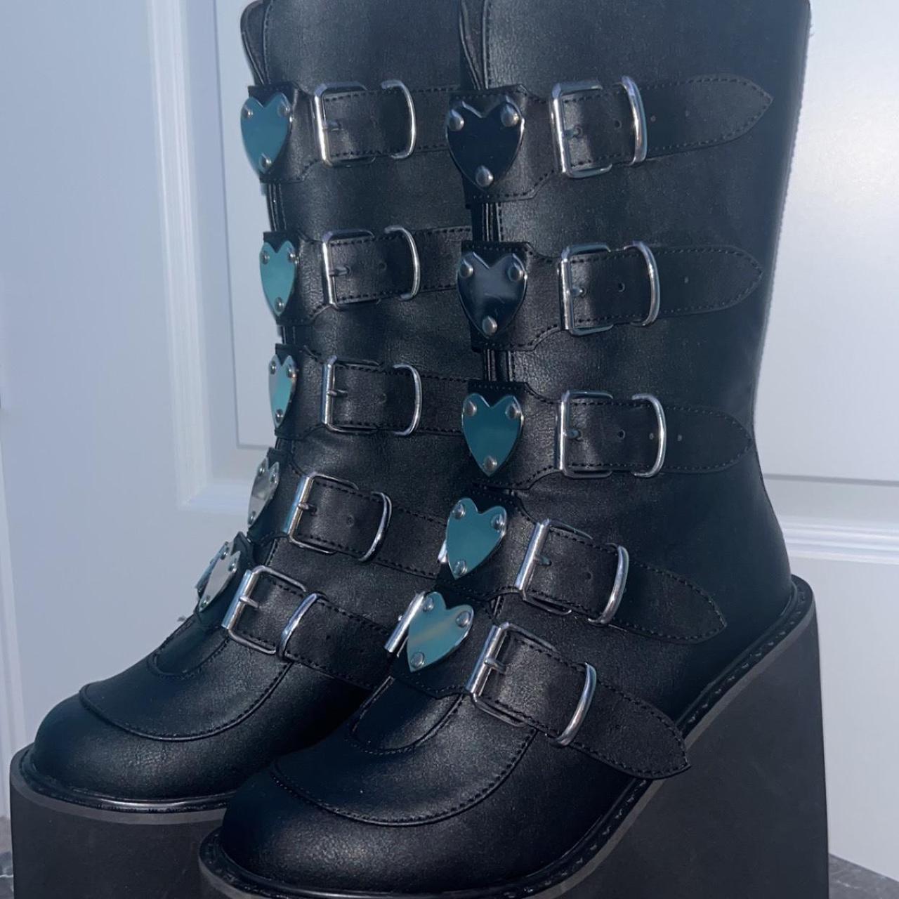 demonia swing 230 black