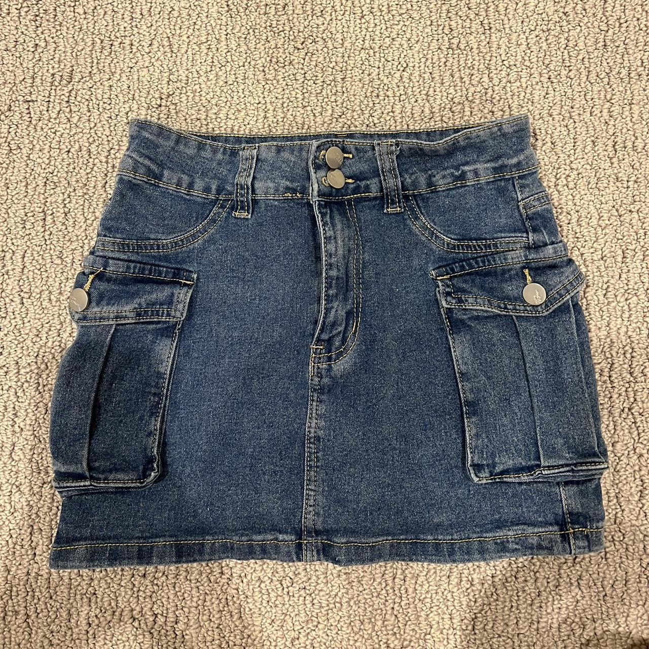 item listed by bellaolivierii