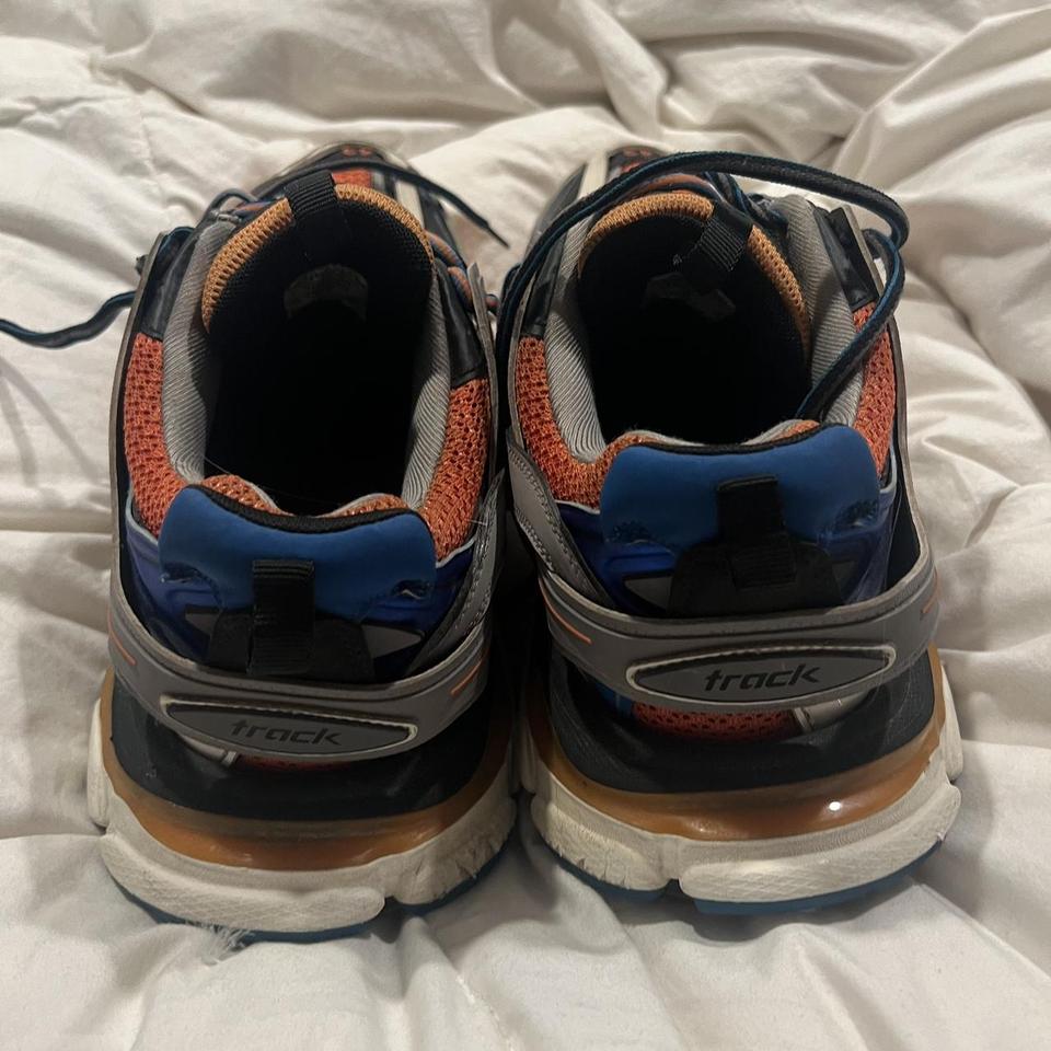 Balenciaga on sale blue orange