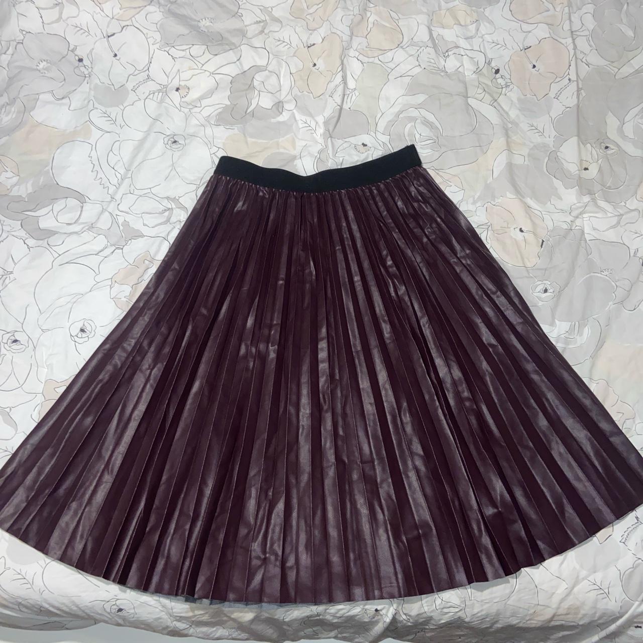 Calvin klein faux outlet leather pleated skirt