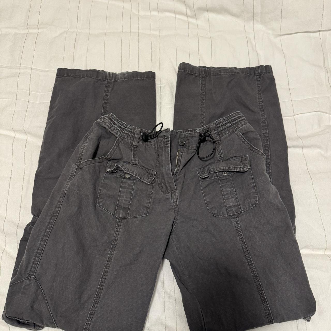 BRANDY MELVILLE GRAY KIM CARGO PANTS so cute just... Depop