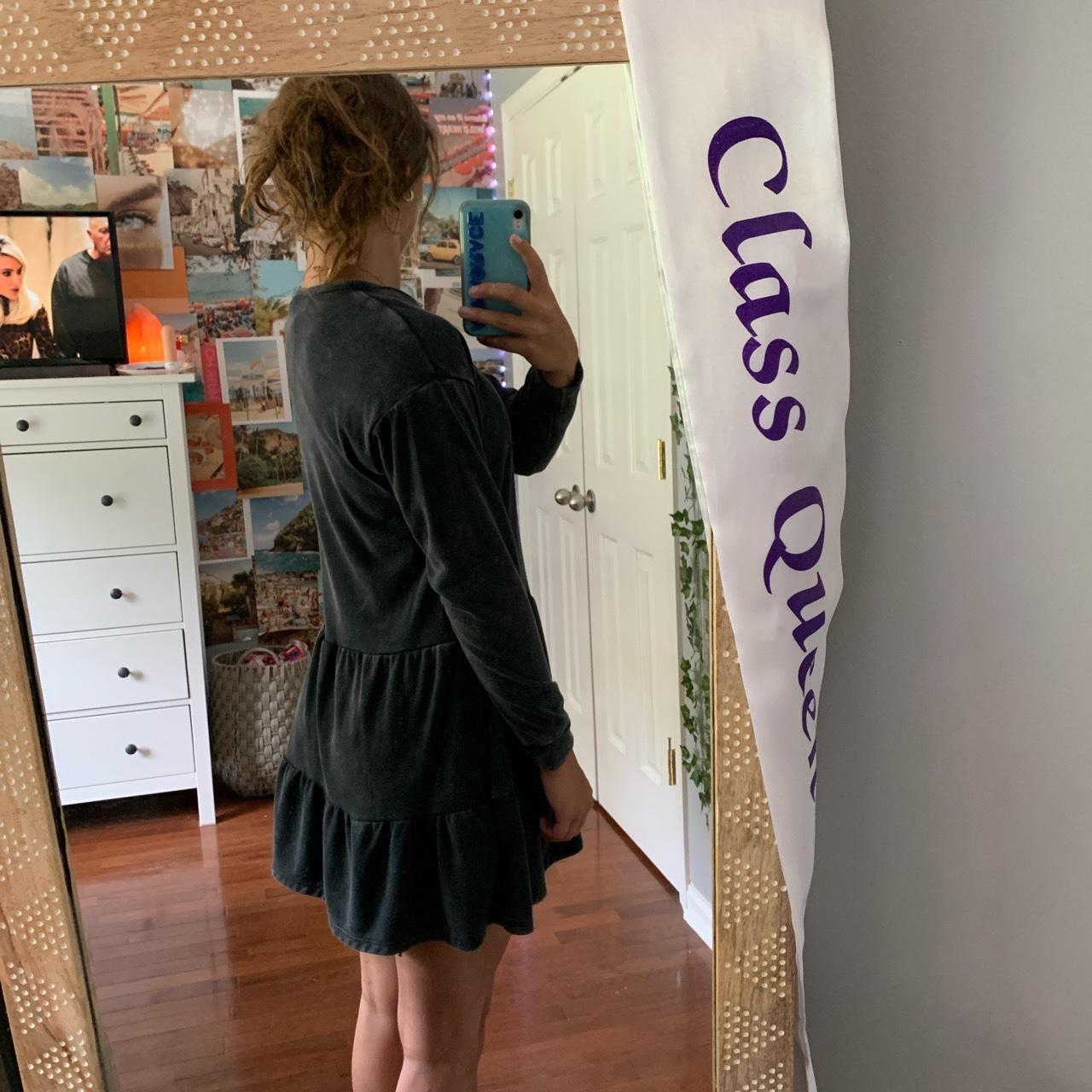 very cute long sleeve target dress preppy target Depop