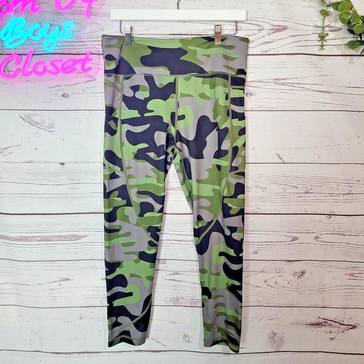 ZYIA Active Green Black Camo Light N Tight Side - Depop