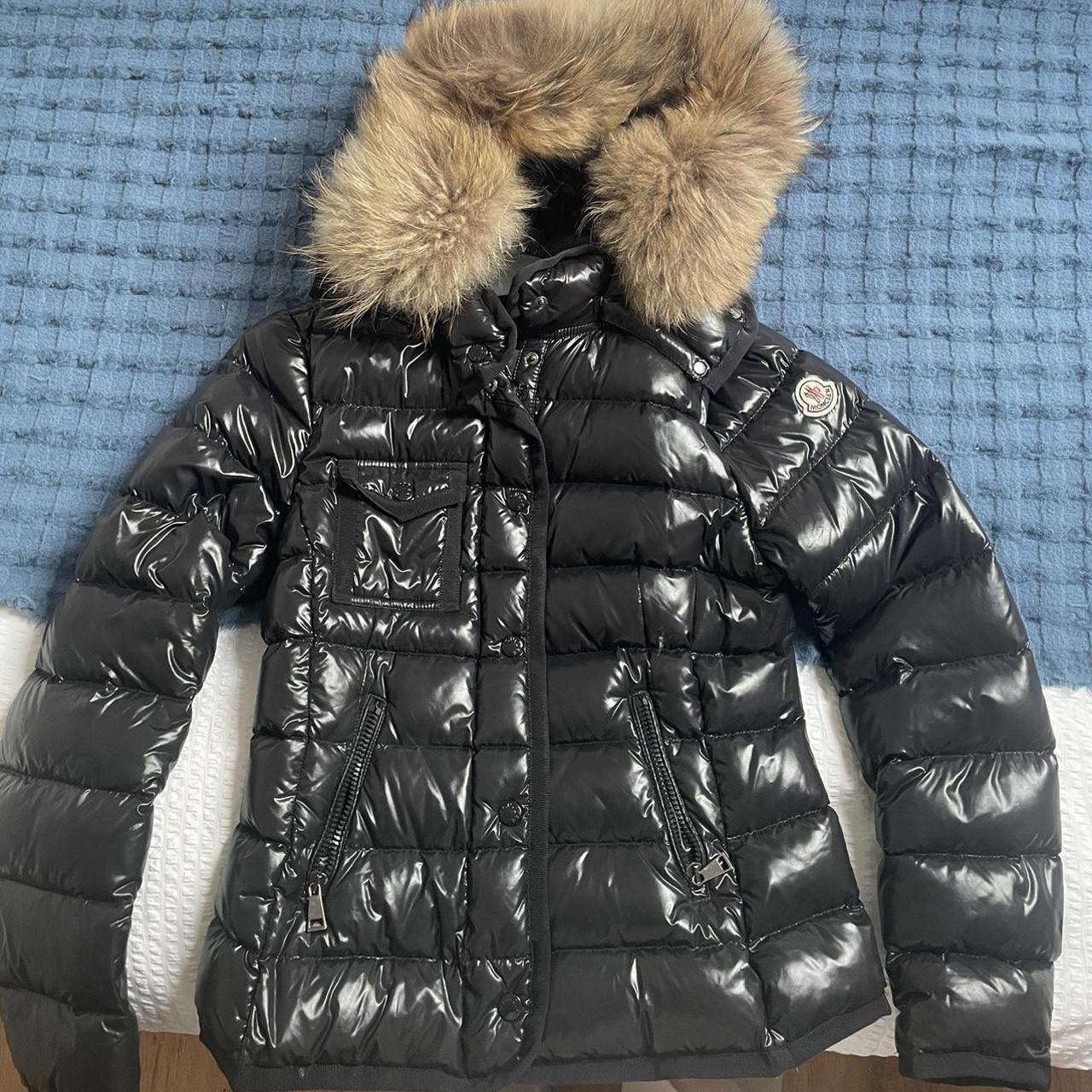 Damen Moncler Daunenjacke Moncler Parka Mit Fell With Fur Hood