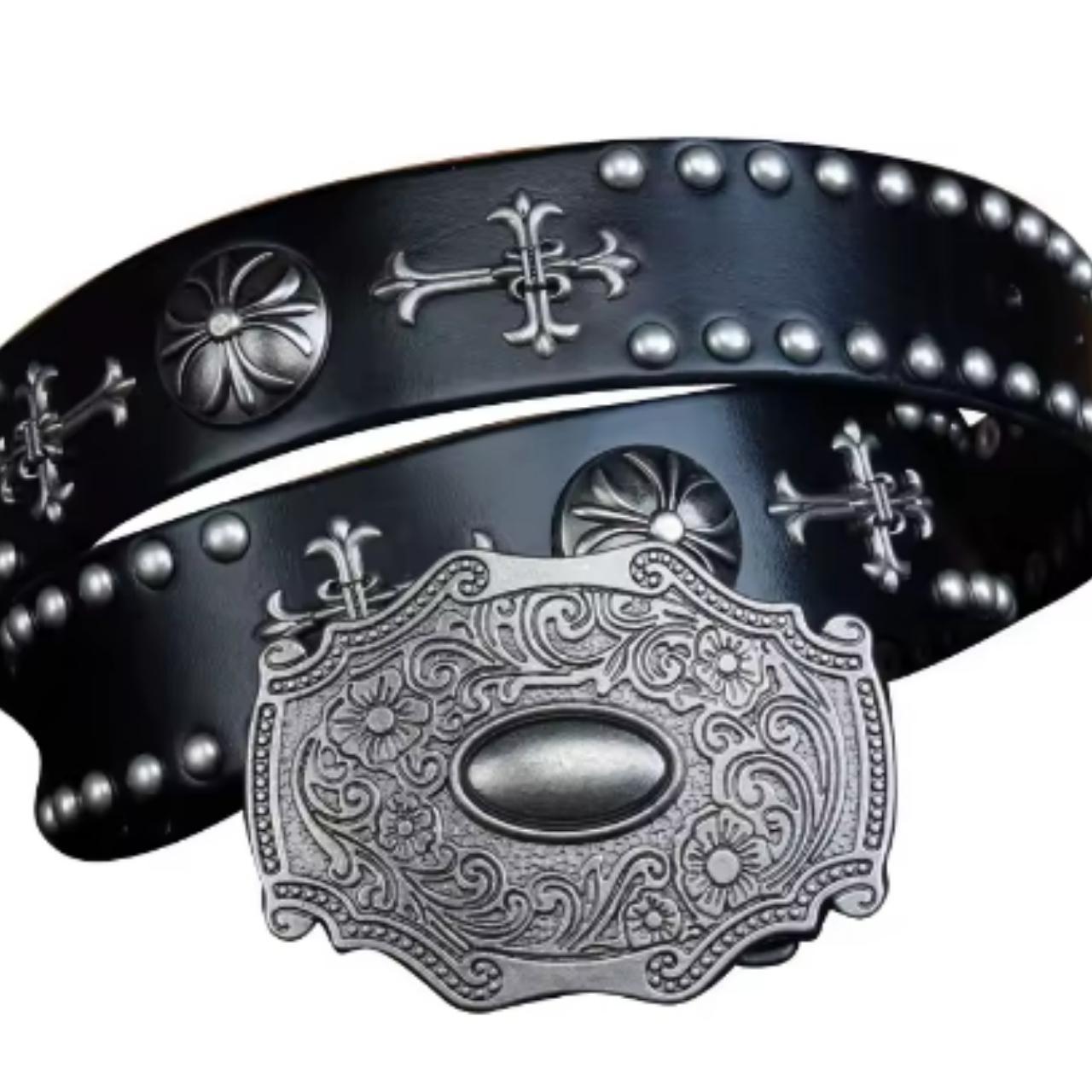 item listed by y2kglow__