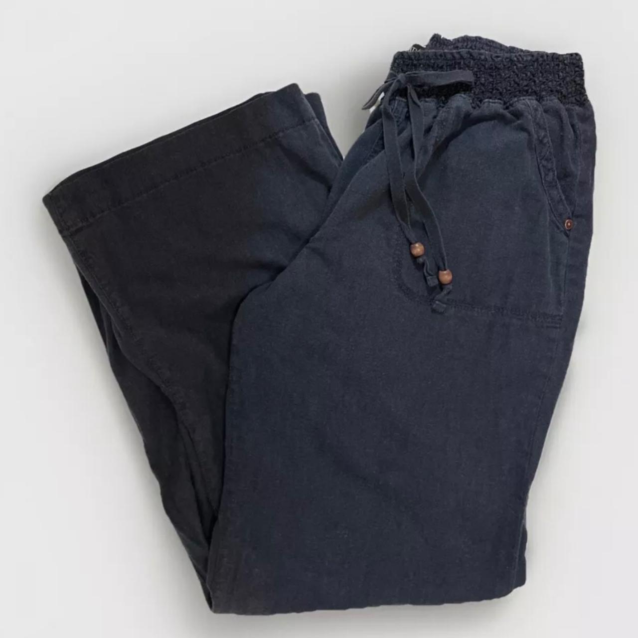 item listed by mamamelscloset