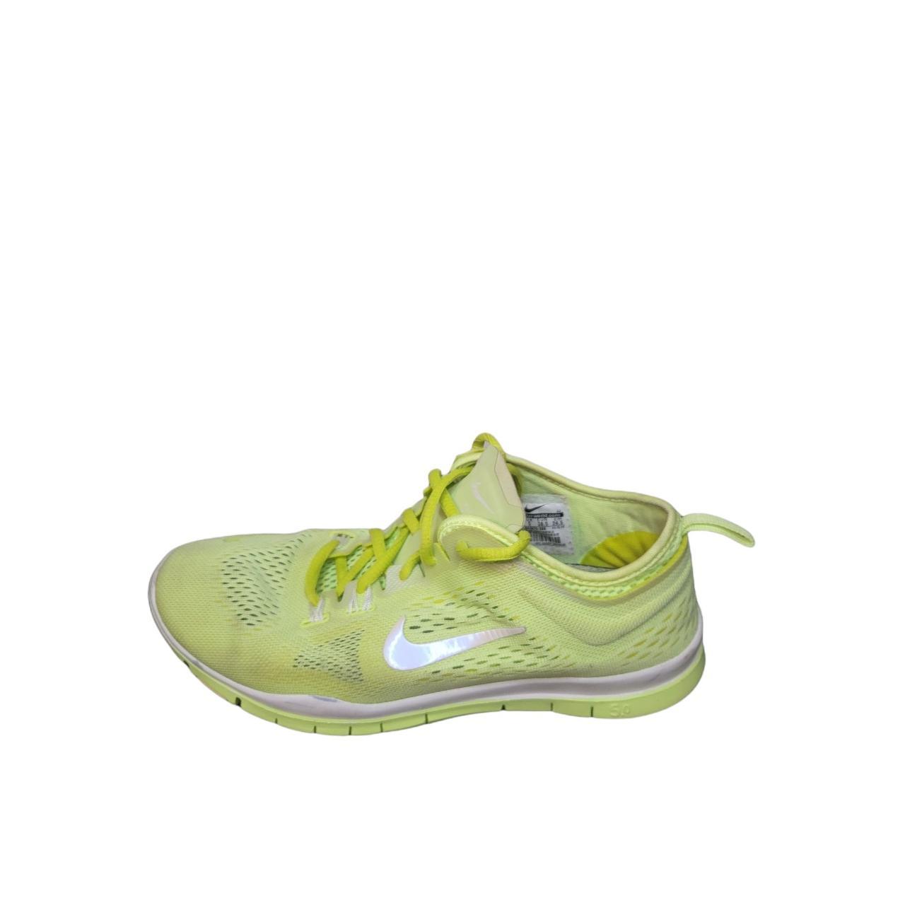 Nike Womens 5.0 Tr Fit Breath Green... - Depop