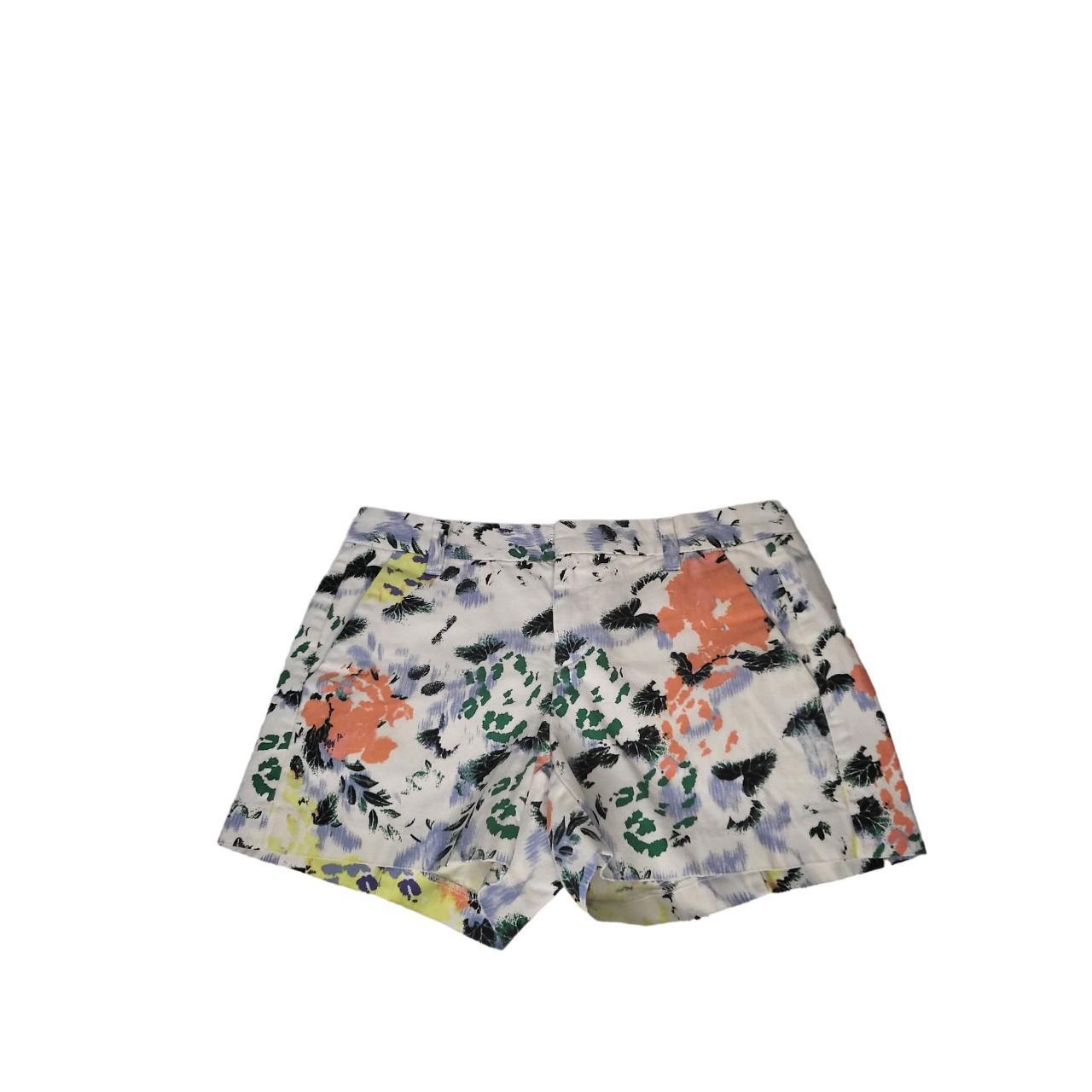 Gap Clean Front White Floral Multicolor Sz 00 Shorts... - Depop