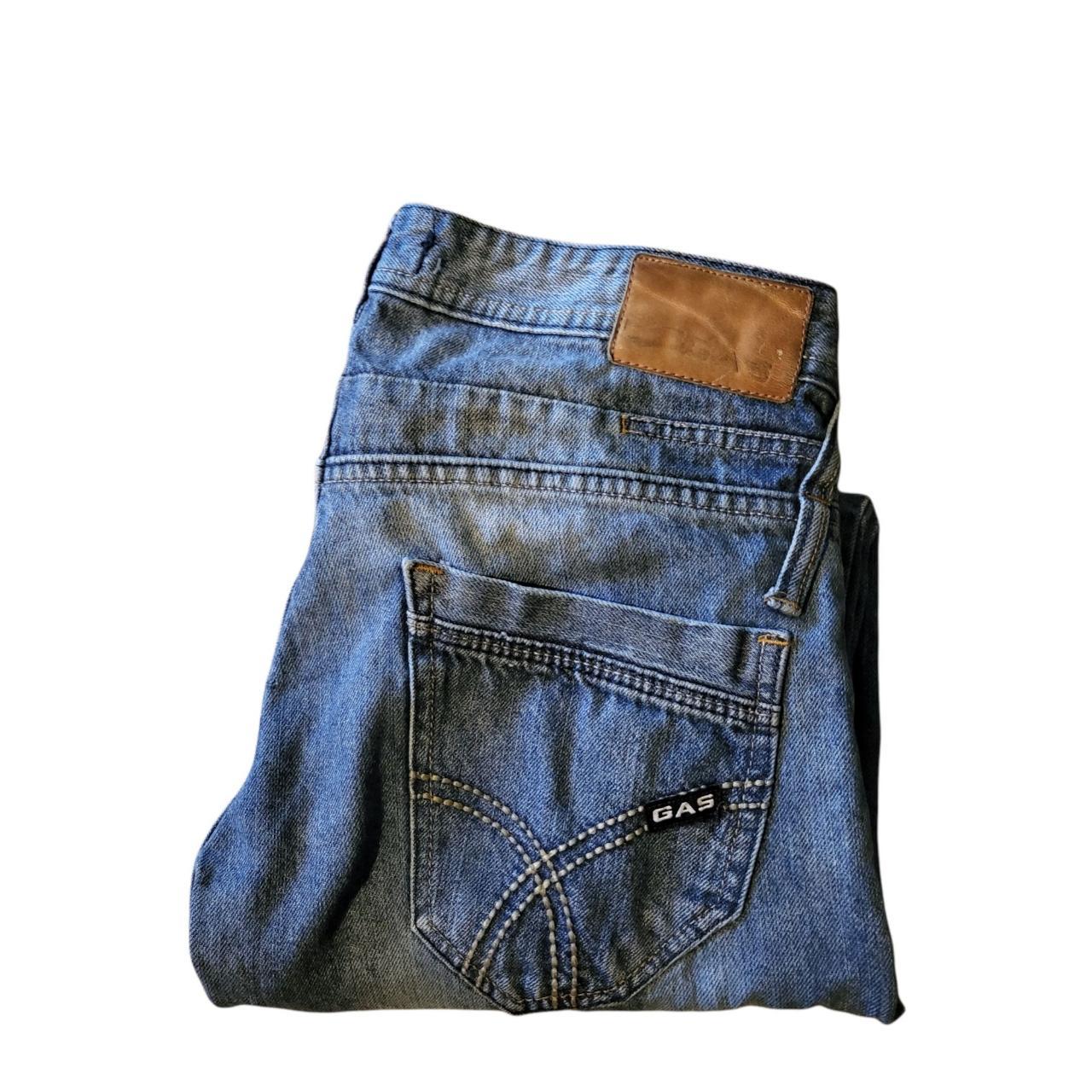 Gas jeans store back pocket design