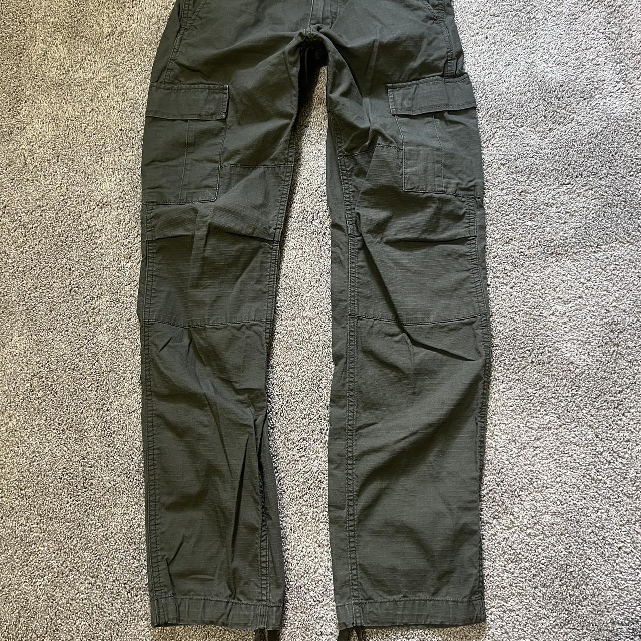 Carhartt WIP nylon cargos Size 28/32 No rips or... - Depop