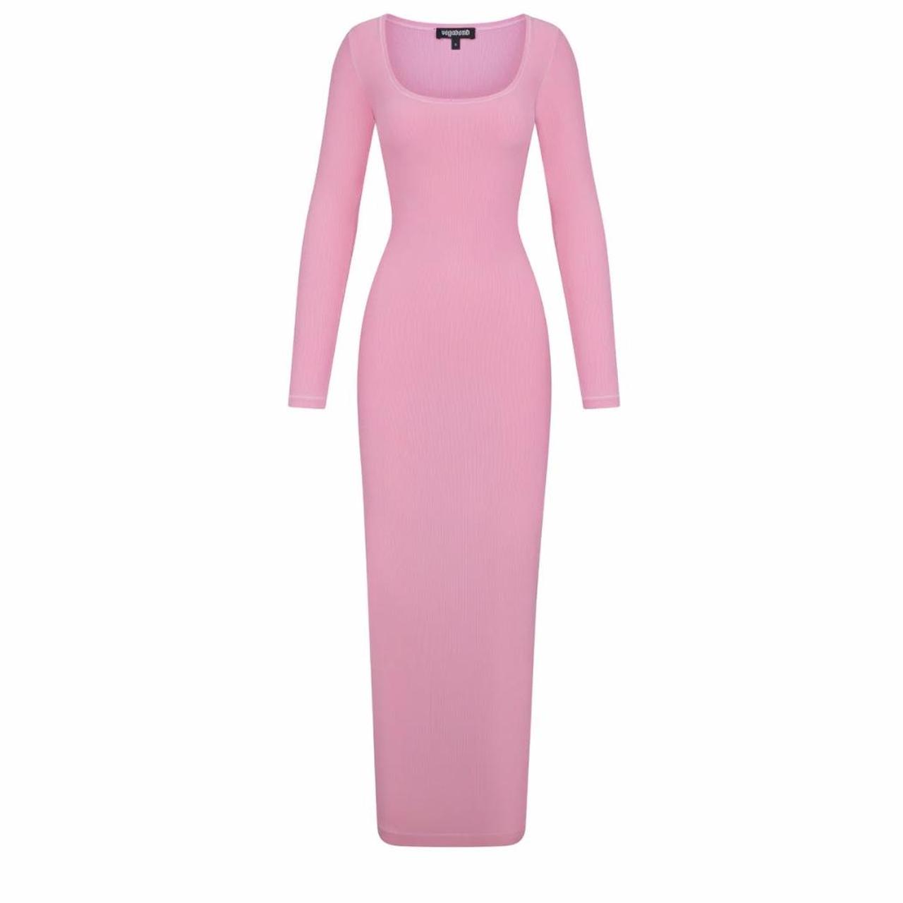 Bubblegum pink maxi bodycon dress by shop vagabond... - Depop