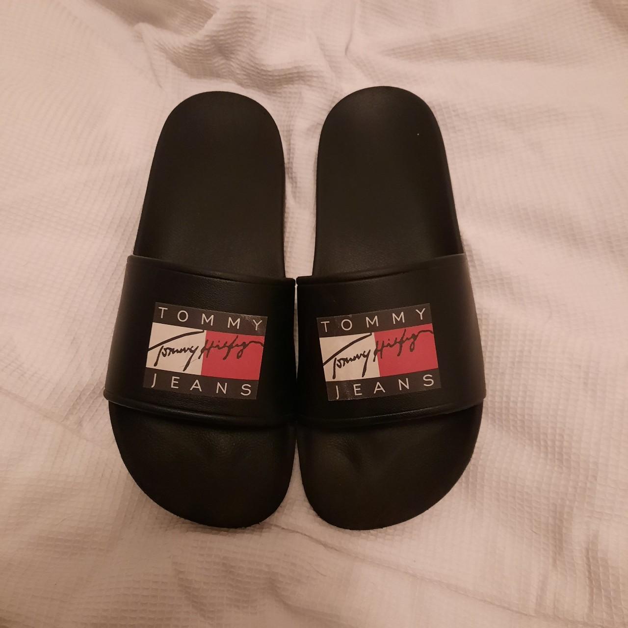 Black Tommy Jeans sliders Size EU 40 UK Depop