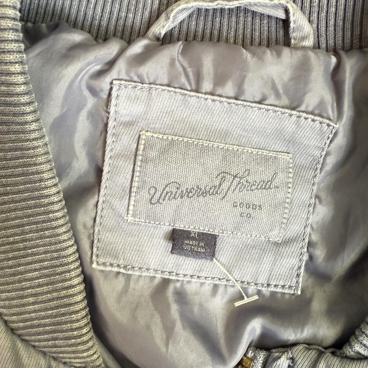 Universal Thread Men's Bomber Jacket - Grey/Blue … - image 3