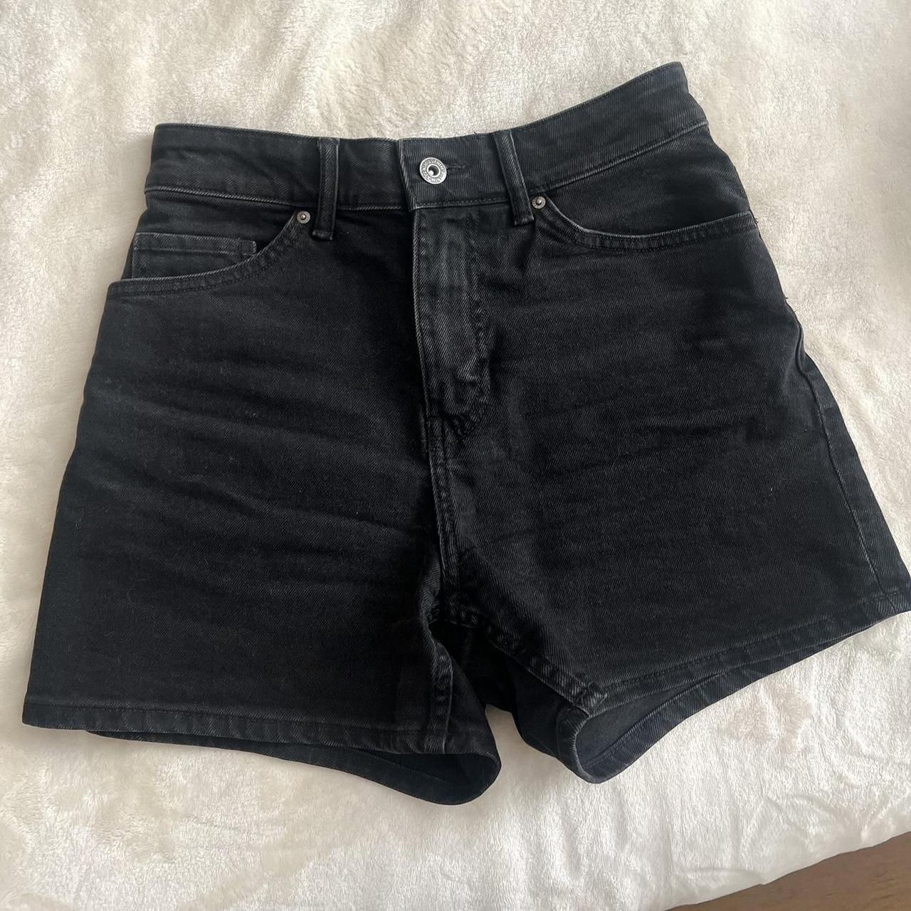 item listed by karinaa_