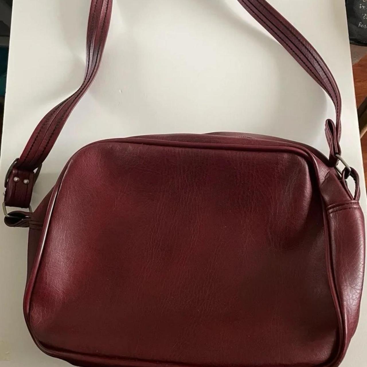 Faux coach store purse