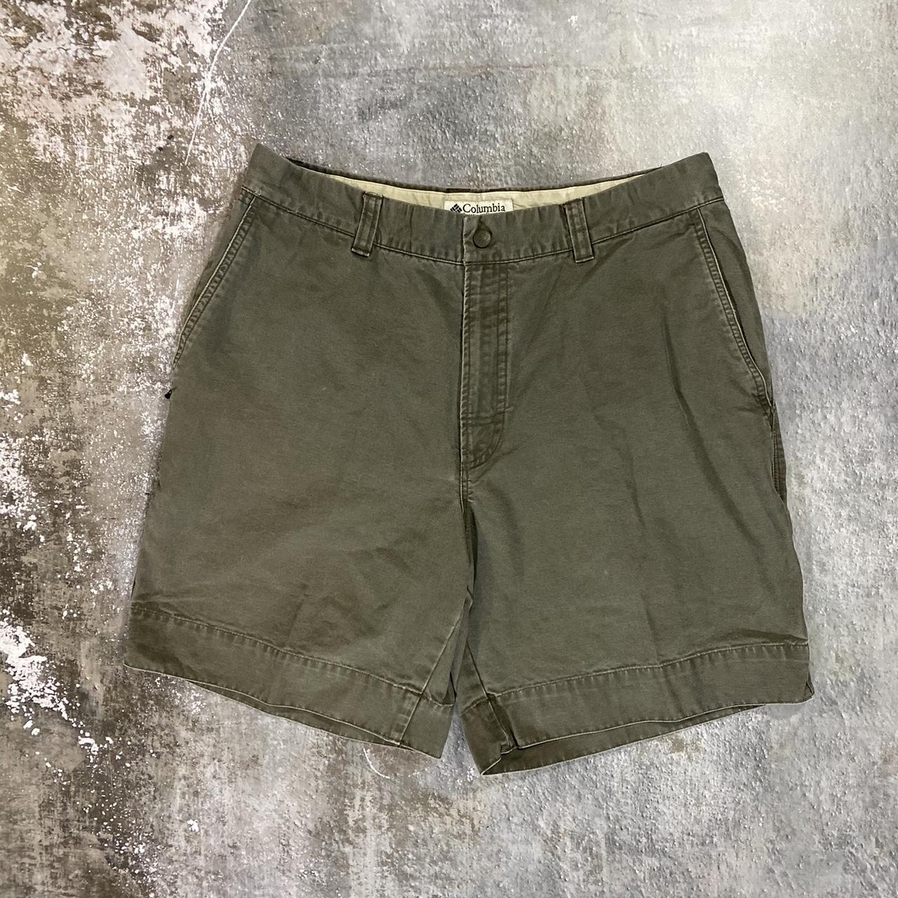 Columbia Sportswear Men's Grey Shorts | Depop