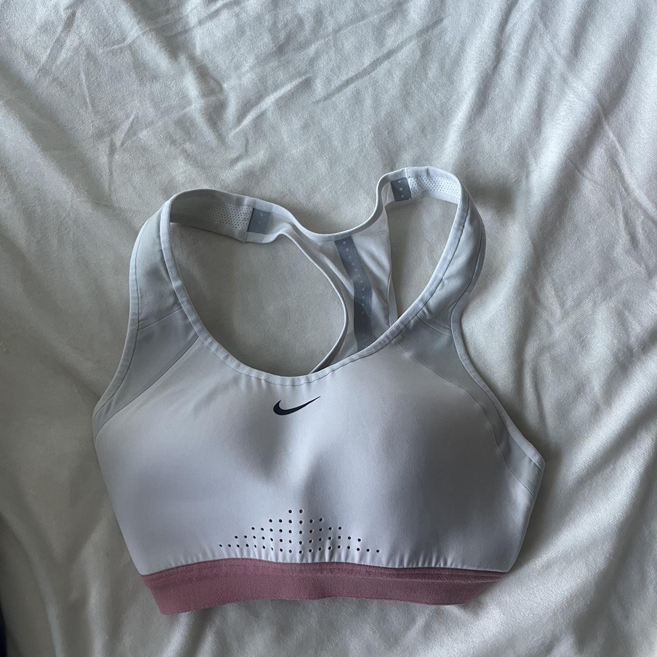 Nike Women's Pink and White Top | Depop
