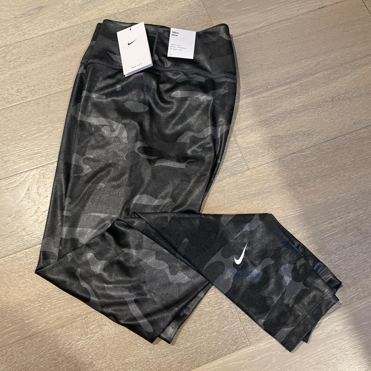 grey nike tech fleece womens