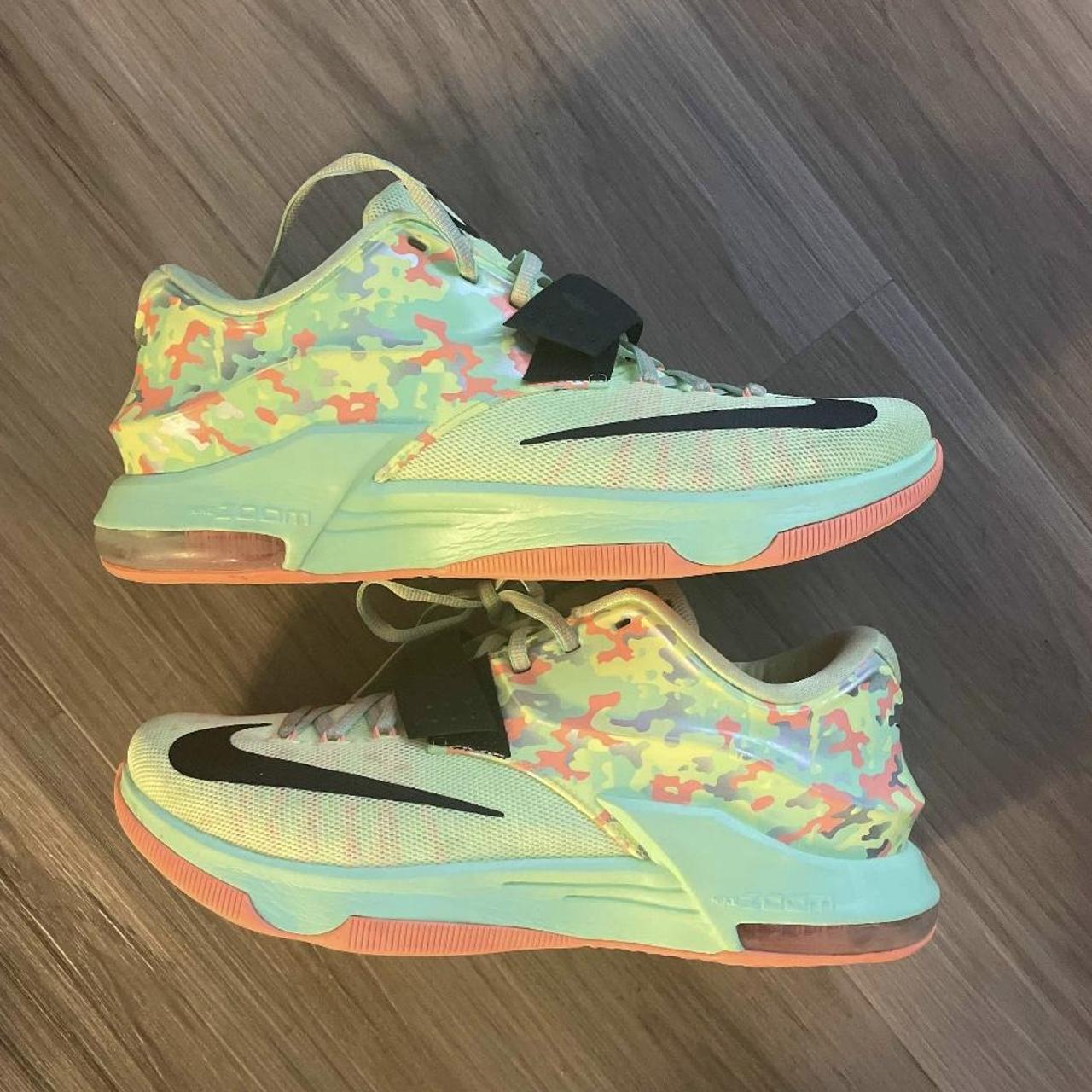 2015 KD7'Easter' - Depop