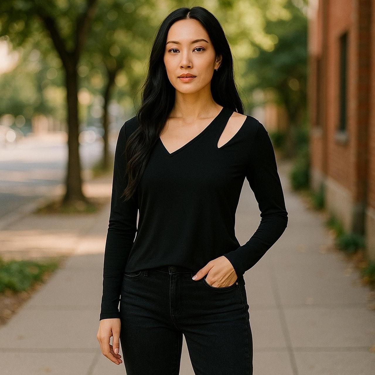 Source Unknown Women's Blouse - Black - L – First… - image 1