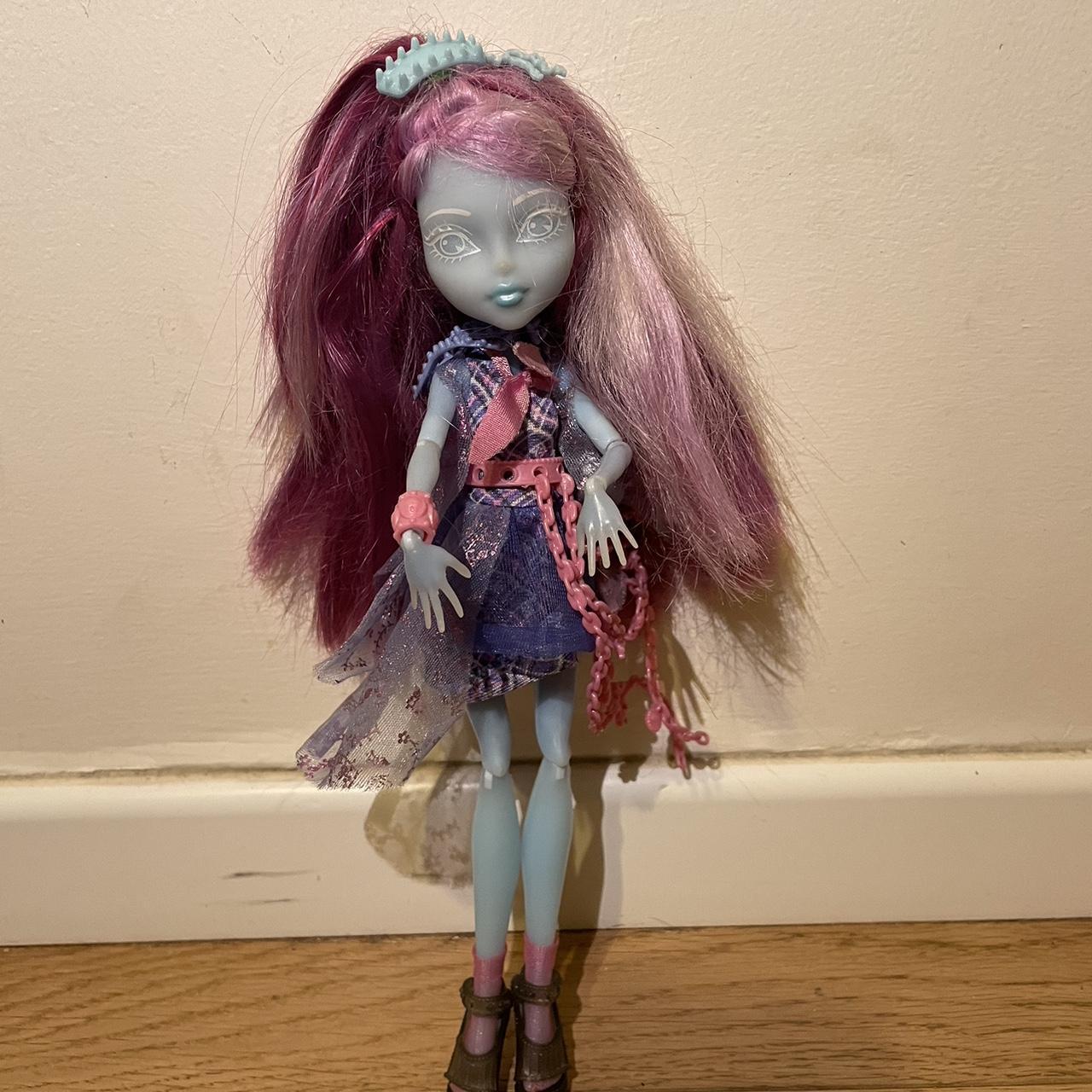 Mattel good Monster High Haunted Student Spirits Kiyomi Haunterly Doll