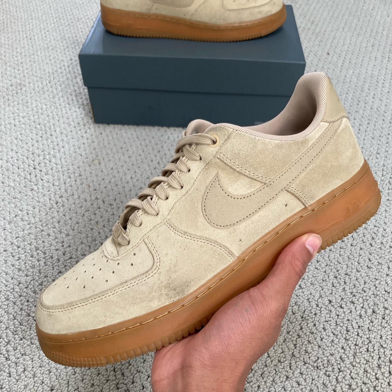 Nike Men's Tan Trainers | Depop