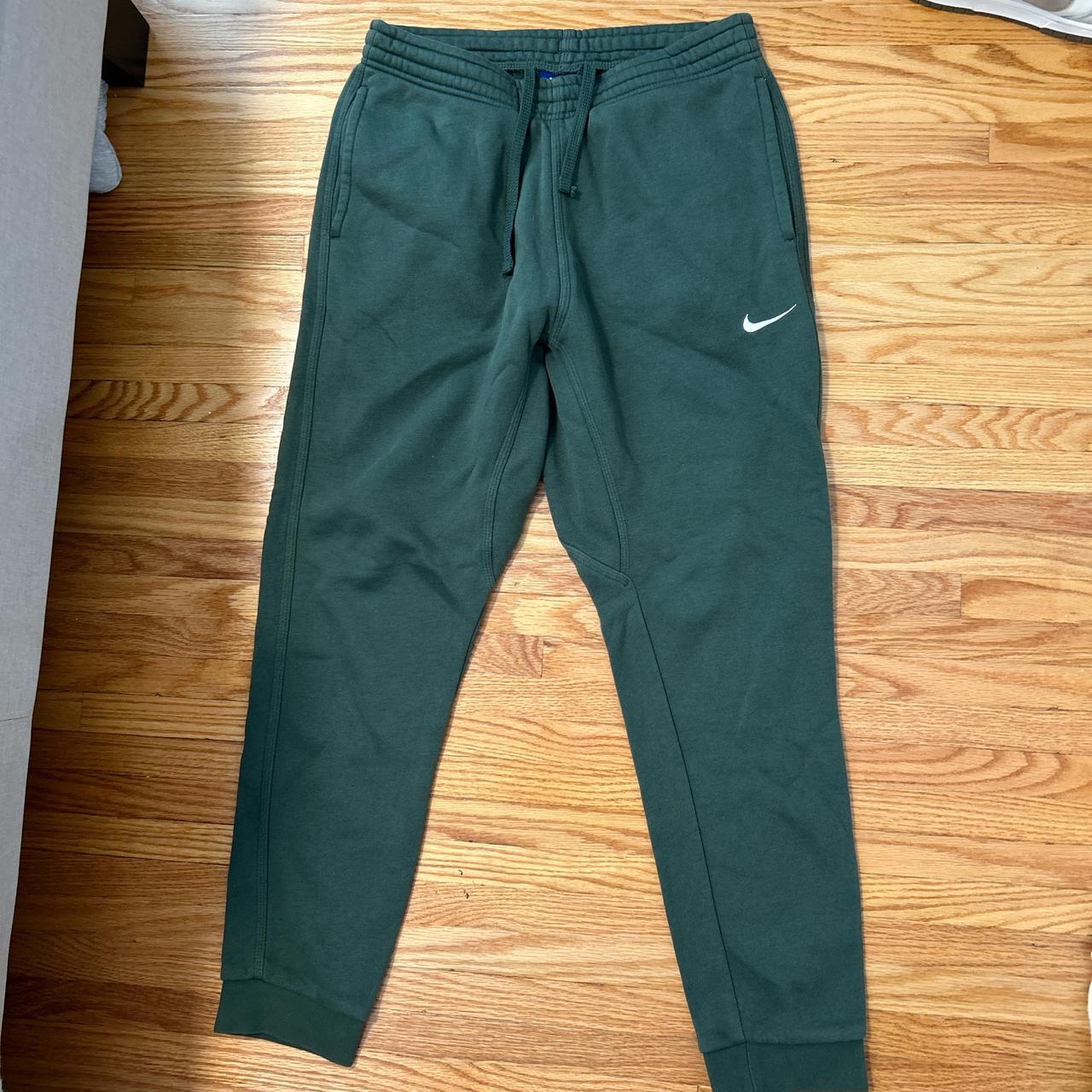 green nike joggers mens