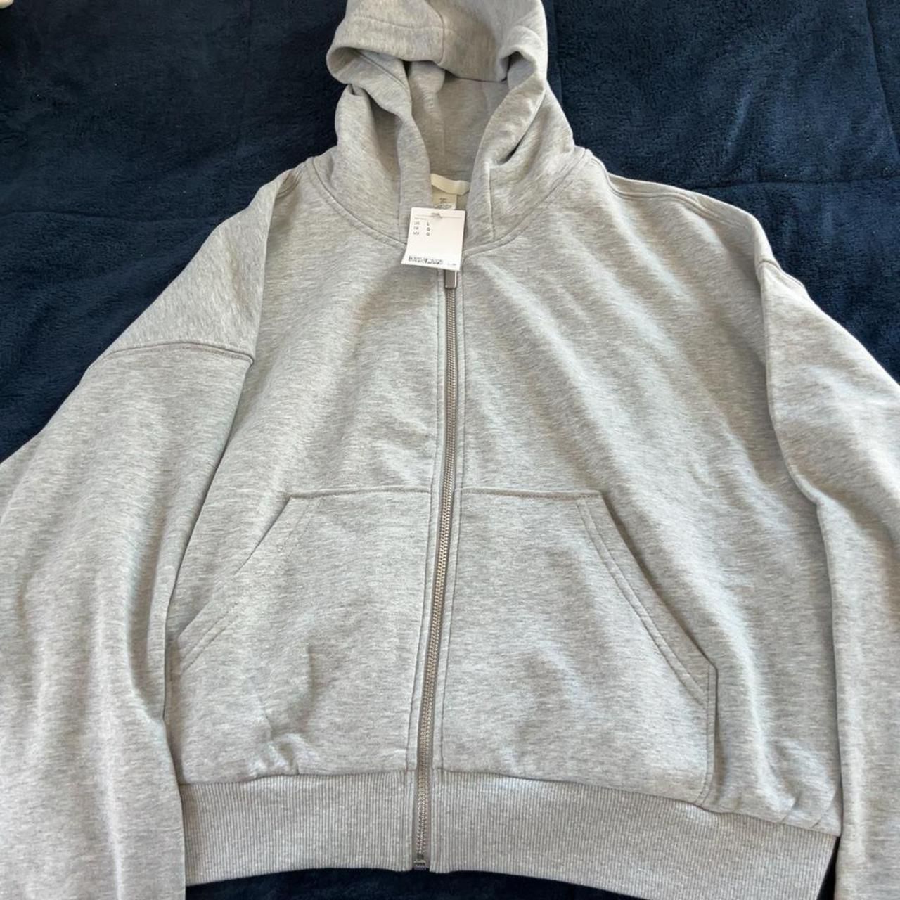 H&M Oversized Grey Zip Up Size L Recently bought... - Depop