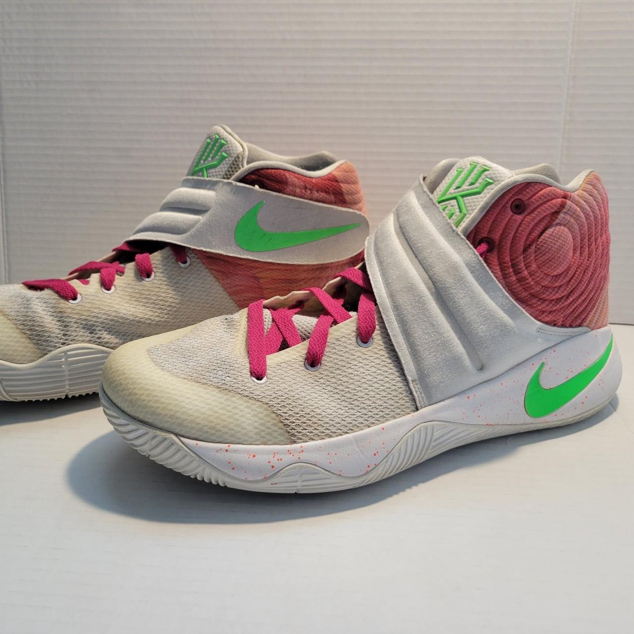 2016 Nike Kyrie 2 Ky rispy Krispy Kreme ID Mens. Depop