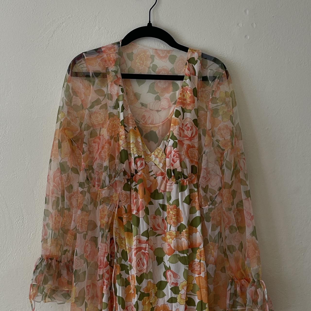 Vintage floral duster & nightgown set • deadstock &... - Depop