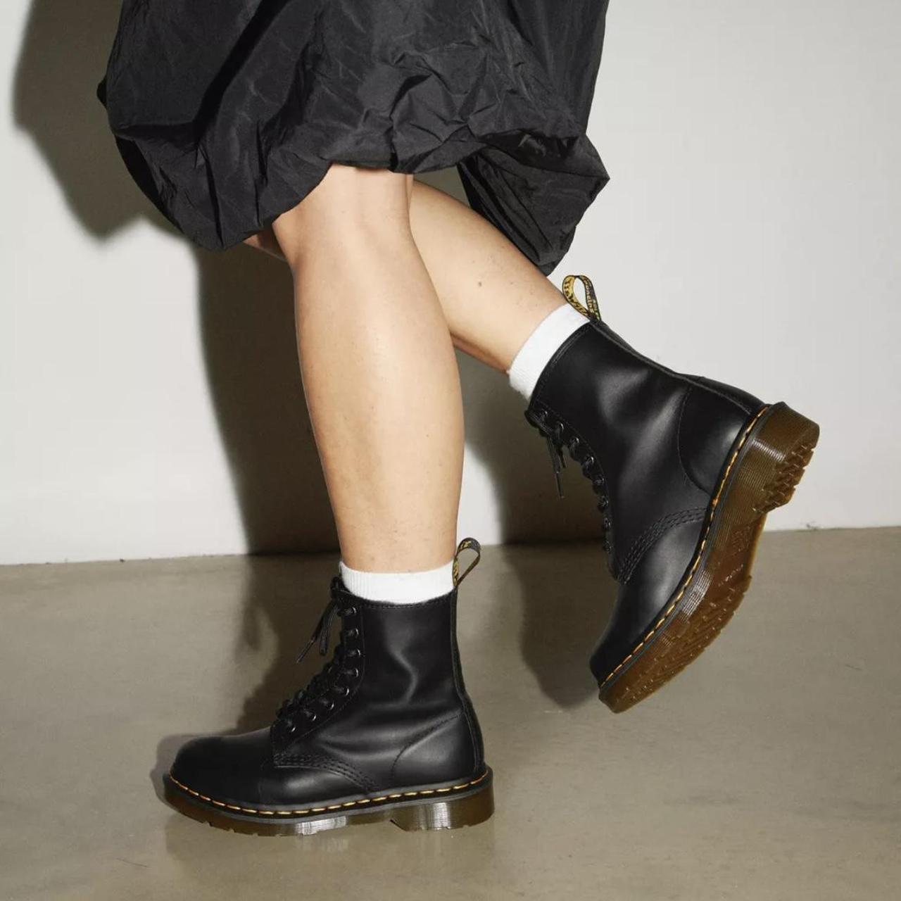 Dr martens nappa boots online