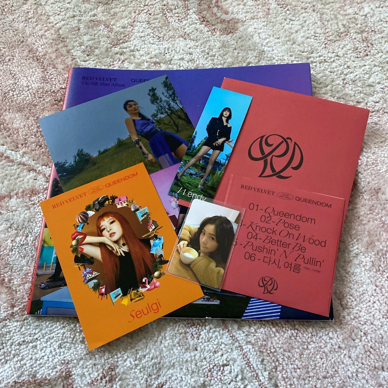 RED VELVET QUEENDOM ALBUM - 💓 Looking for around $23… - Depop