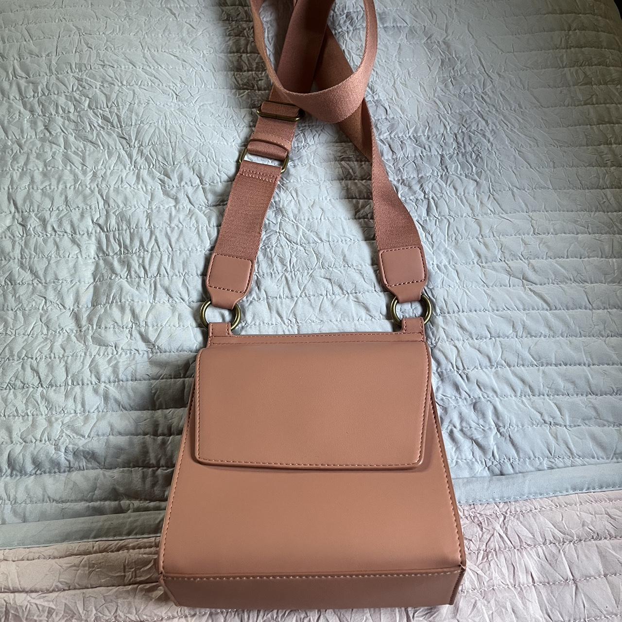 Universal thread crossbody bag from target. Brand Depop