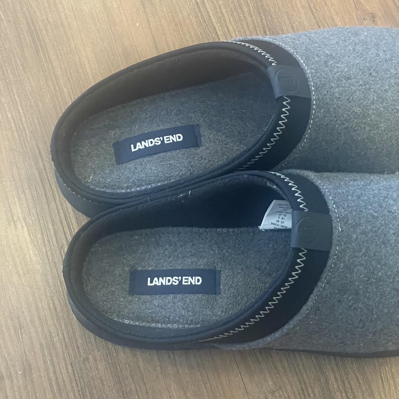 Men’s size 9 Lands end slippers! Never work before... Depop