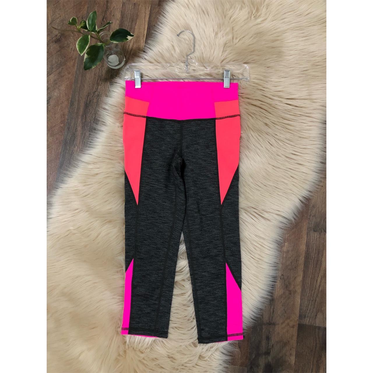 Athleta Pink Capri Leggings. Size XL. Excellent - Depop