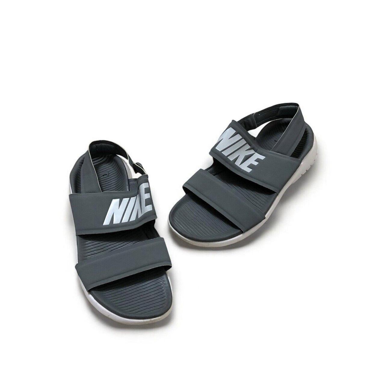 Nike sandals tanjun grey online