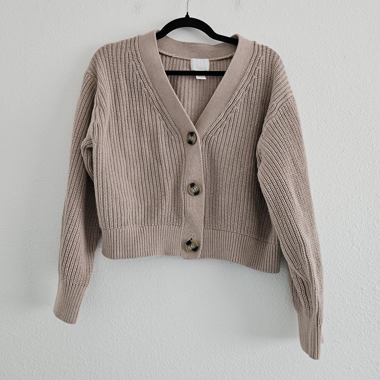 H&M beige cropped knit cardigan Nice and Depop