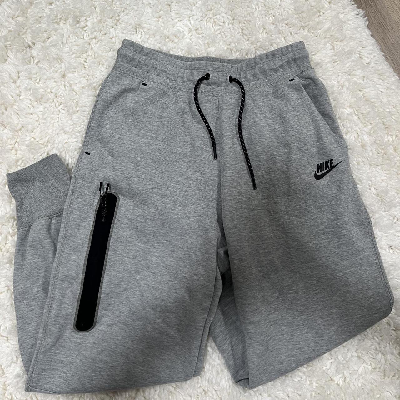 Nike sweatpants hot sale short length