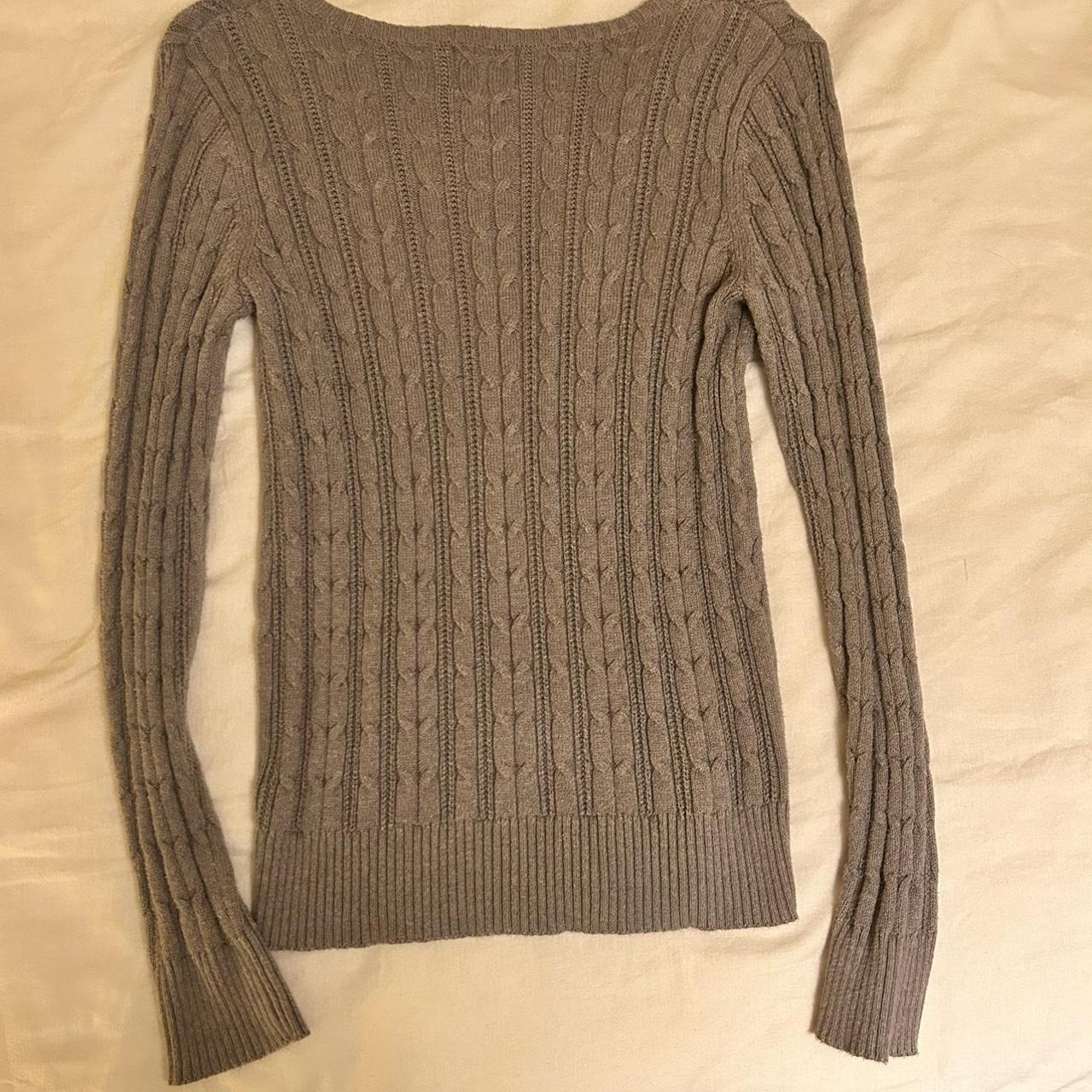 Brown cable knit sweater ꨄ ꨄ Super soft and... - Depop