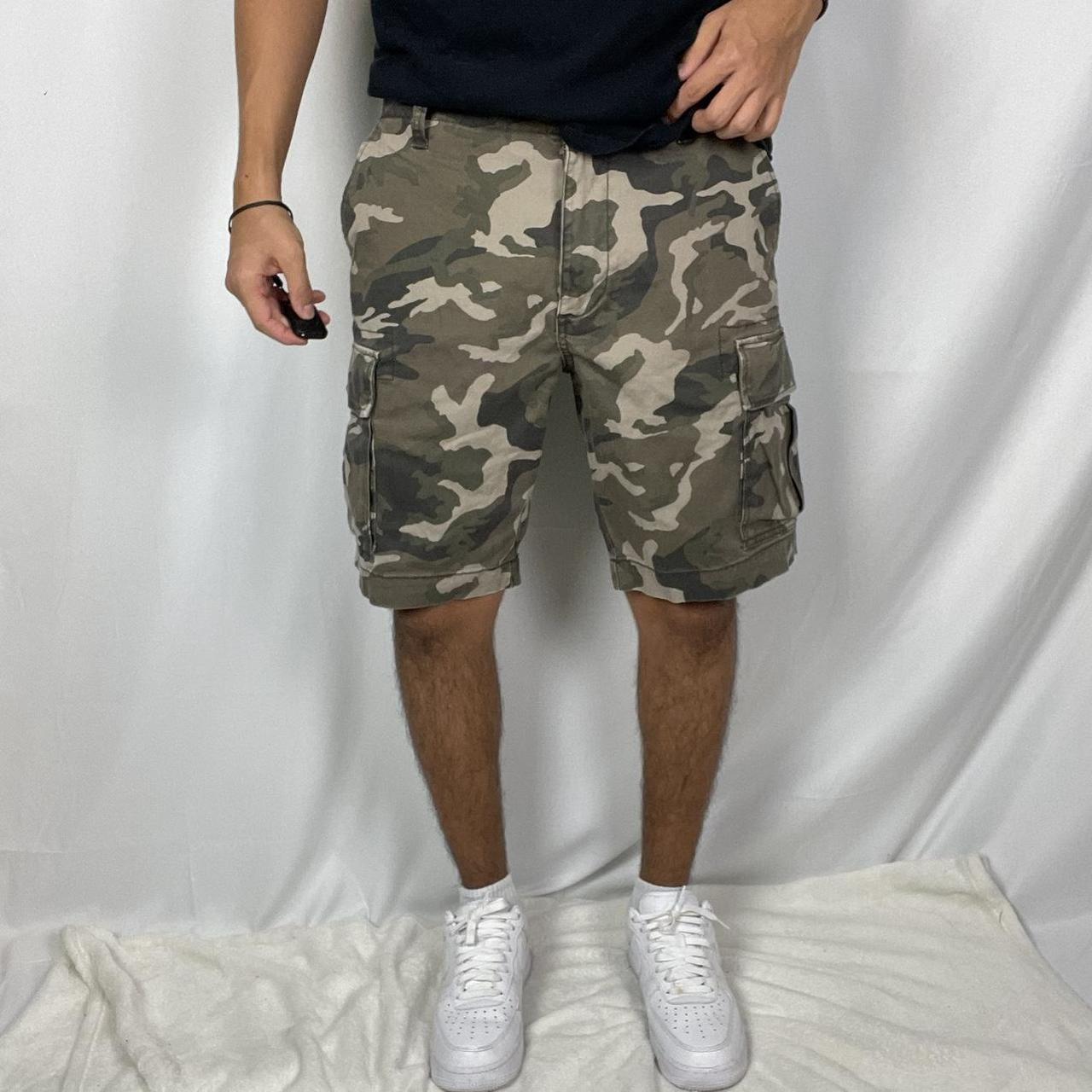 Old navy mens 2025 camo shorts