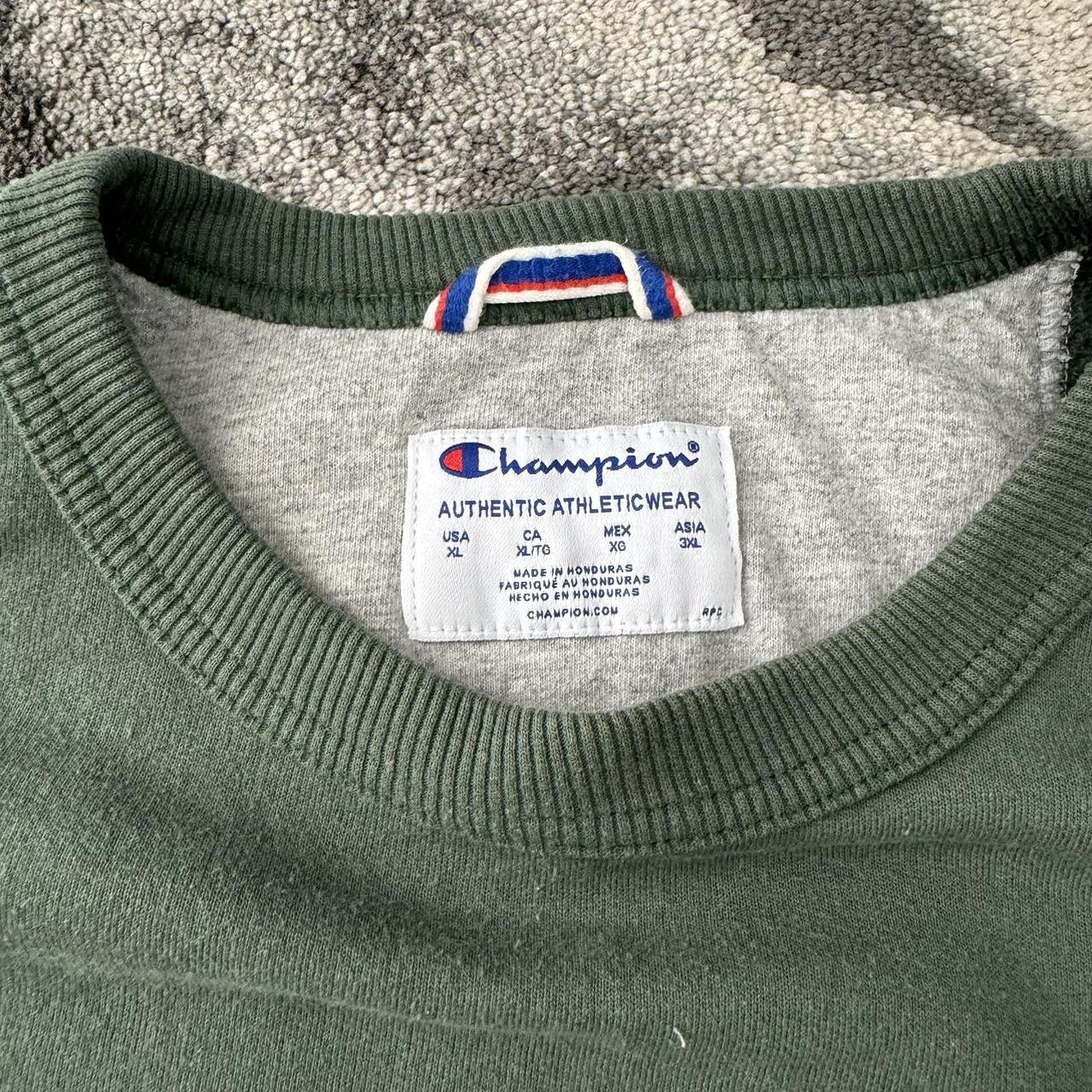 Champion Authentic AthleticWear Sweatshirt Size