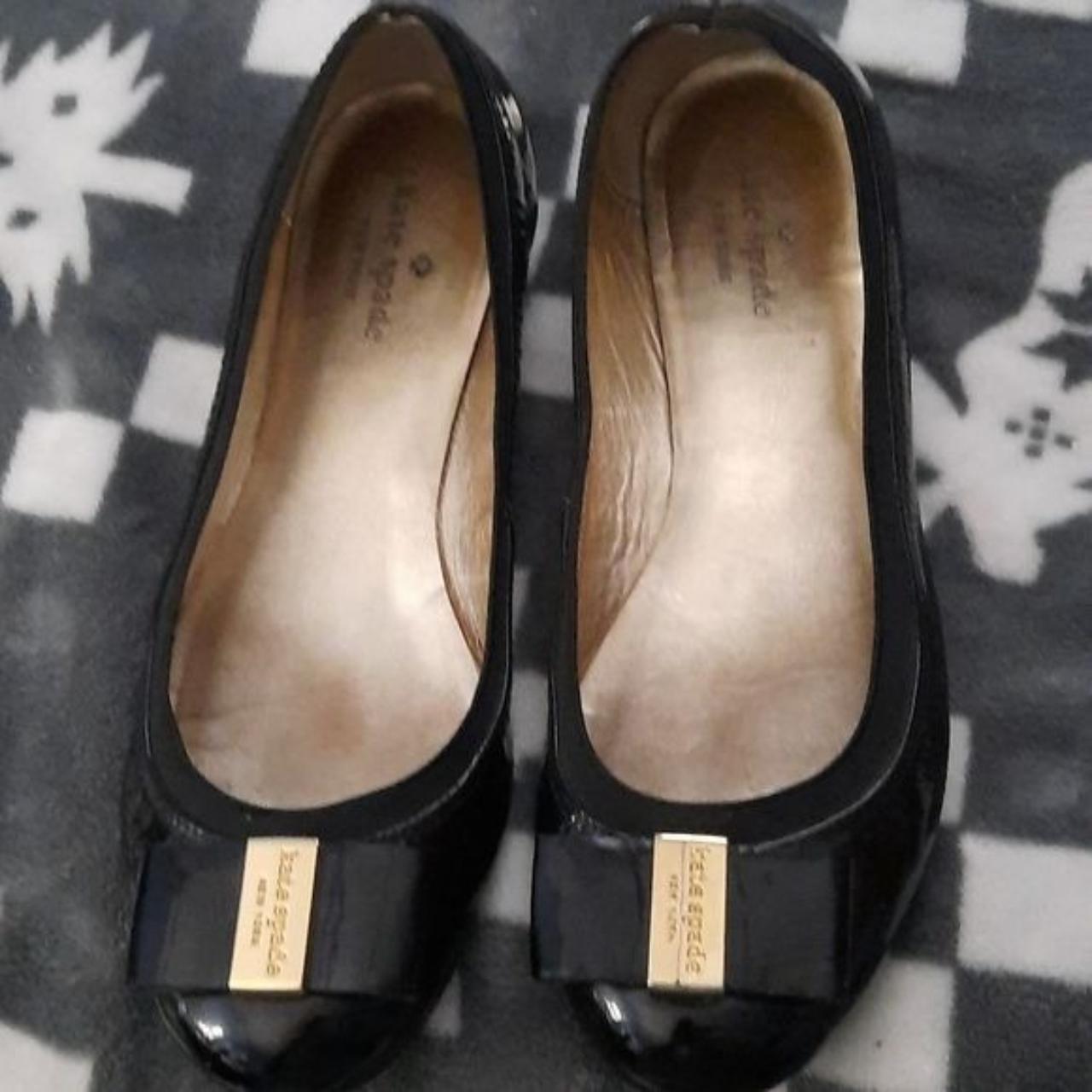 Kate Spade New York Women's Gold and Black Loafers | Depop