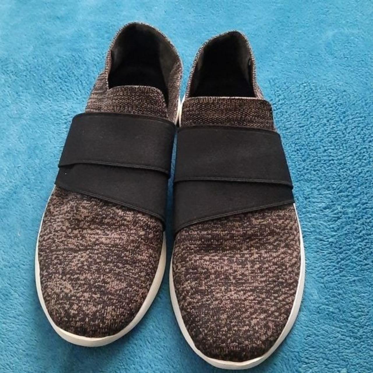 Vince cheap aston sneakers