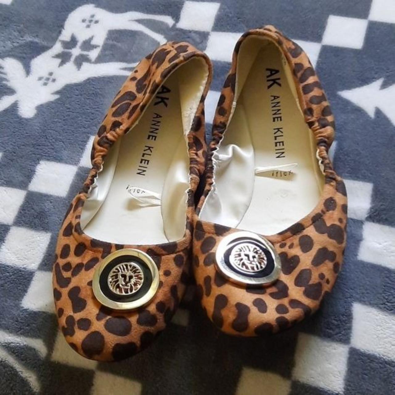 Anne klein clearance shoes leopard print