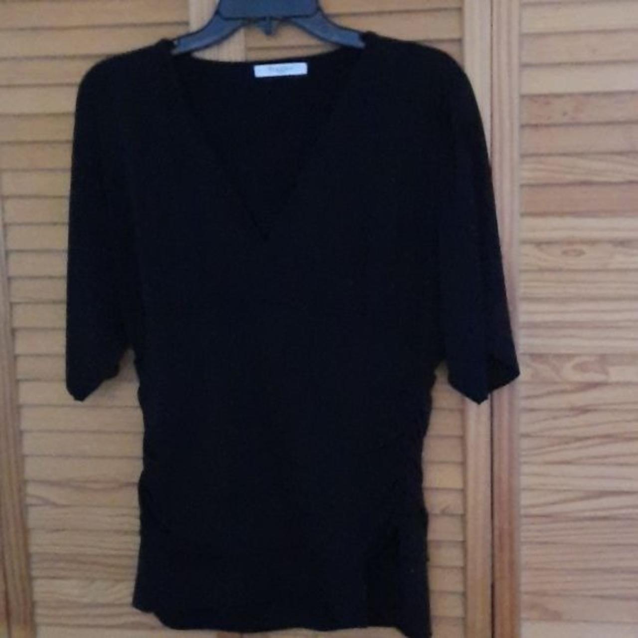 Vertigo Paris v neckline side ruching tunic. Short... - Depop