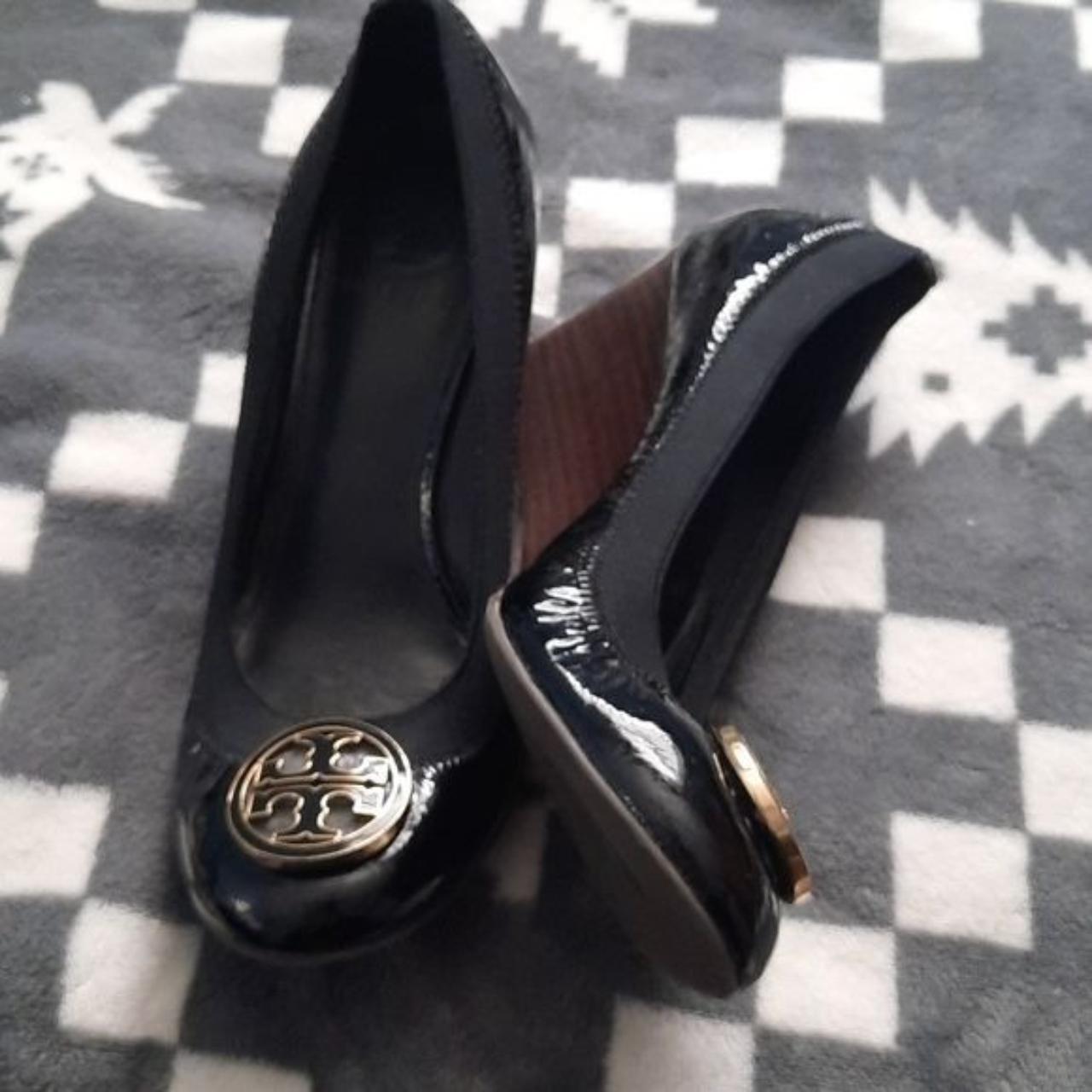 Tory burch outlet patent leather wedge