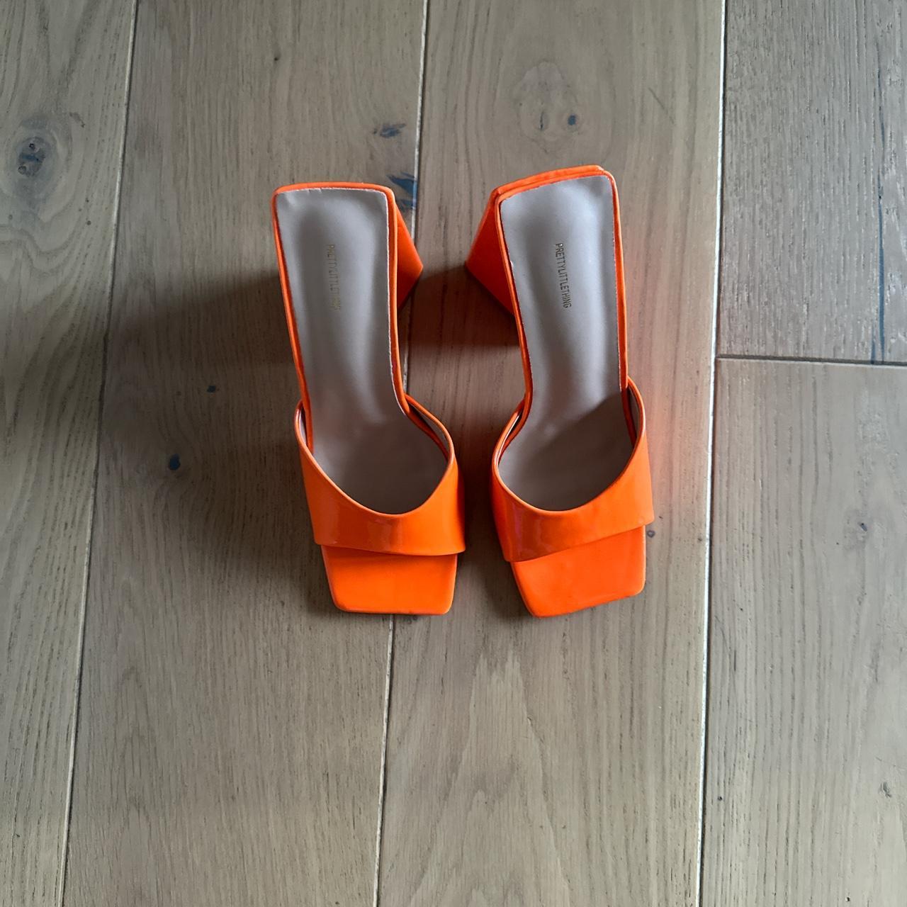 plt white heels