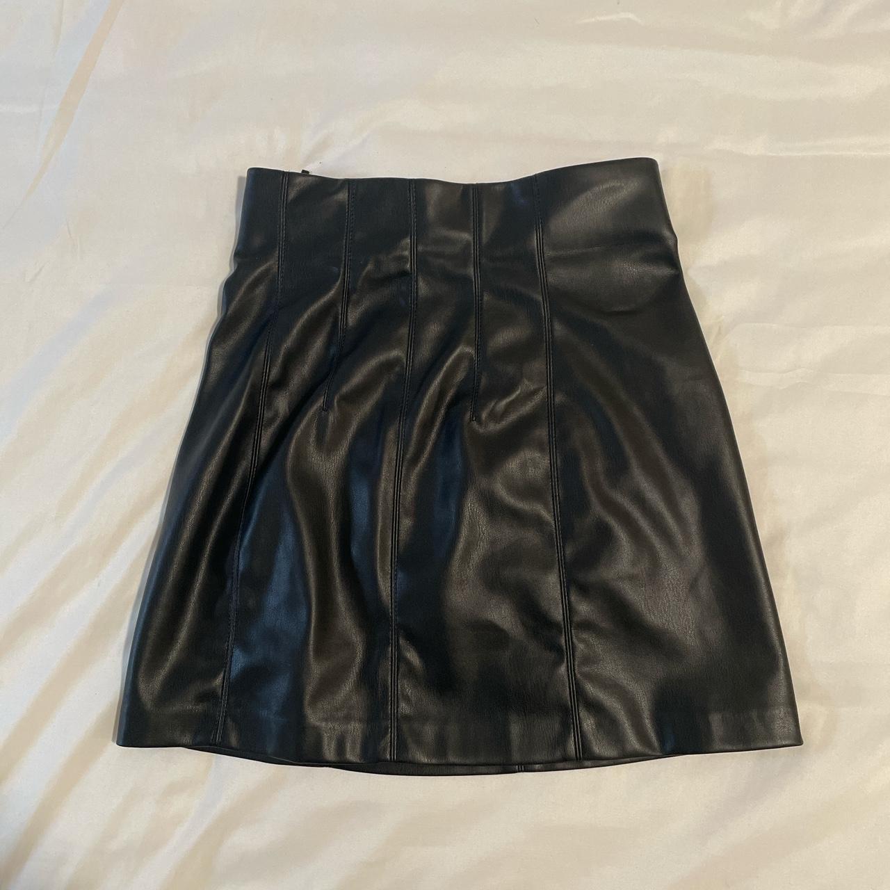 Zara Women's Black Skirt | Depop