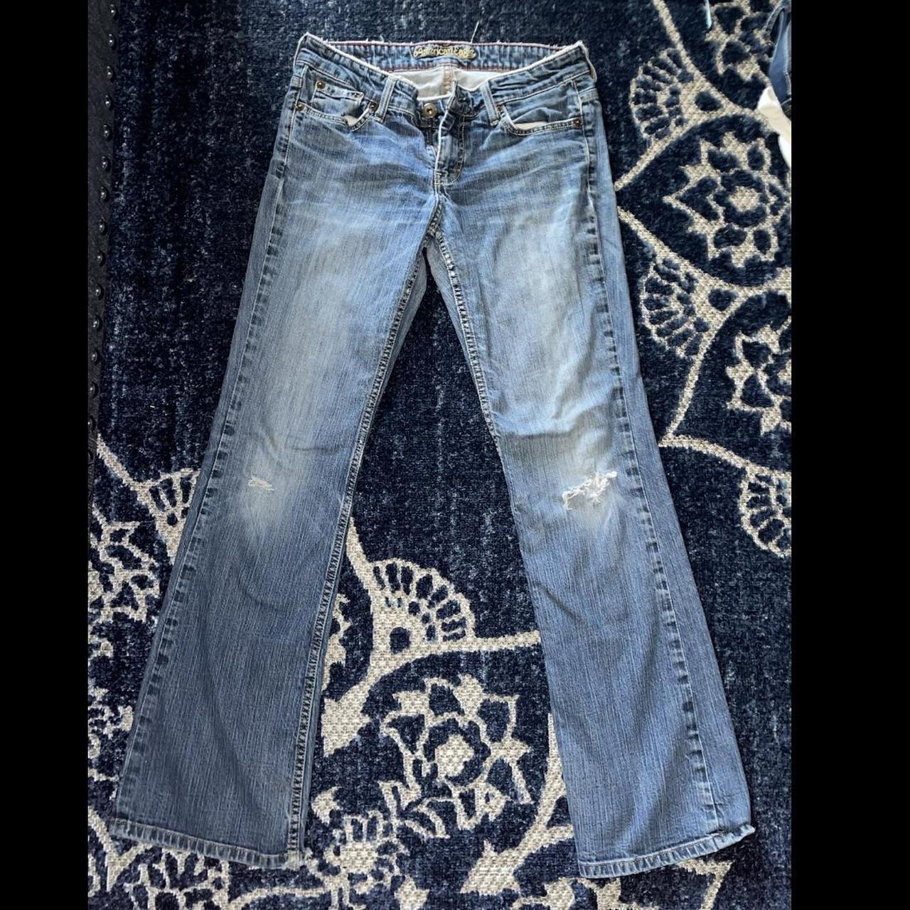 American Eagle Women's Navy Jeans Depop